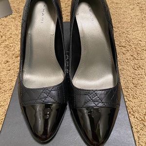 TA-RYANNA HEELS BY TAHARI 7.5